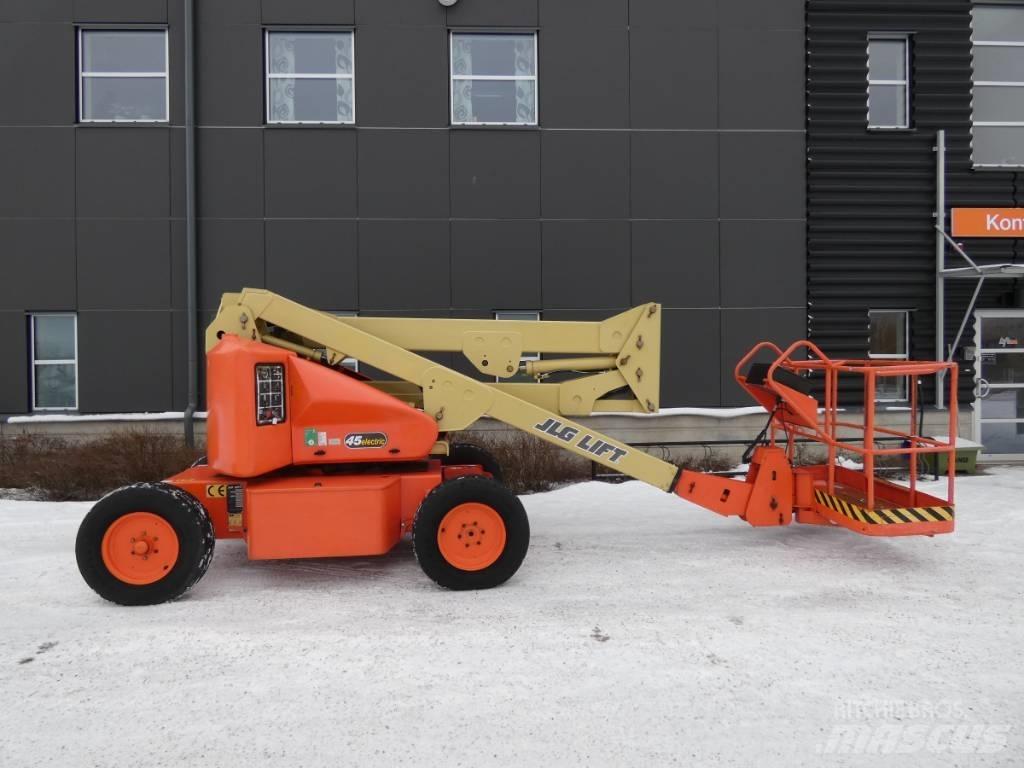 JLG E 45E  Bomlift Nacelles articulées