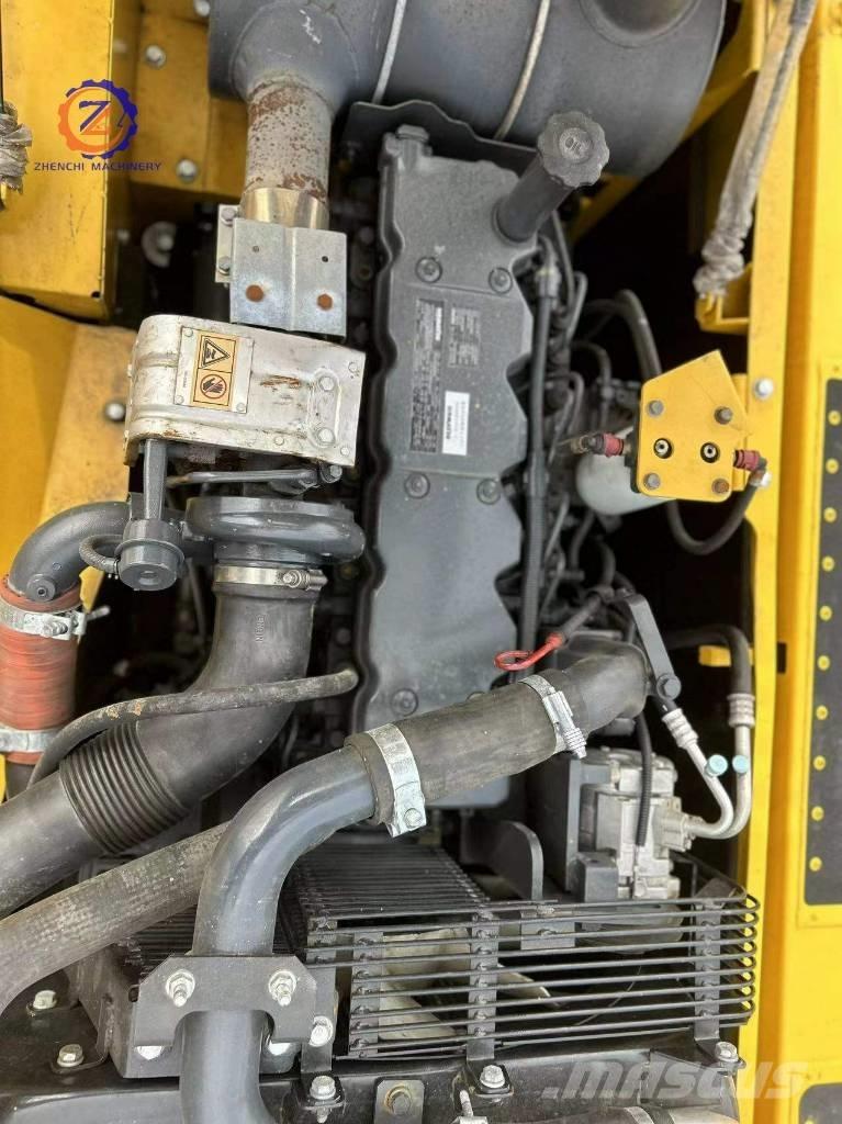 Komatsu PC 240-8 Pelle sur chenilles