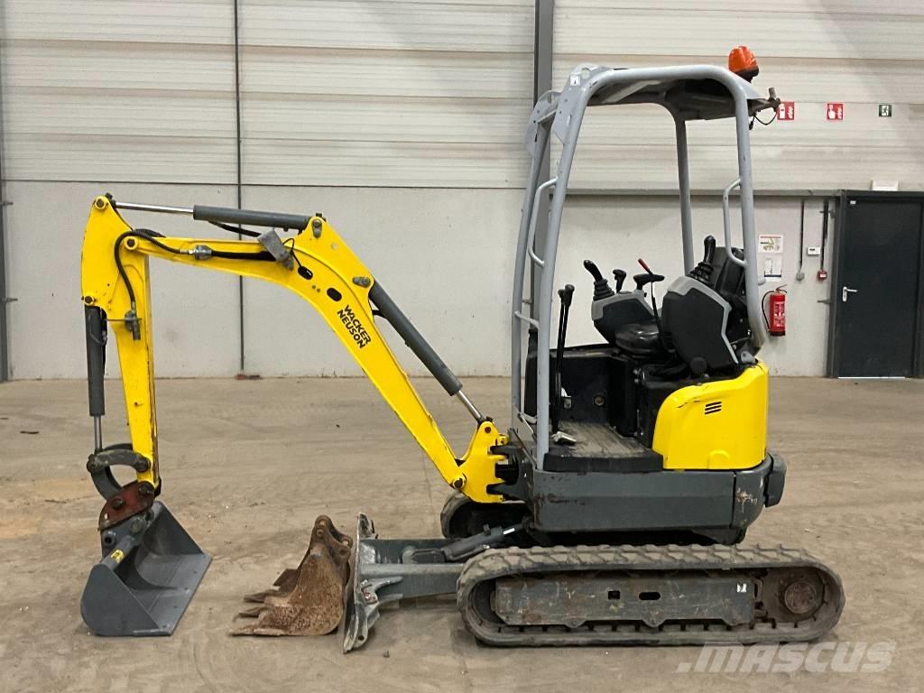 Neuson EZ 17 Mini pelle < 7t