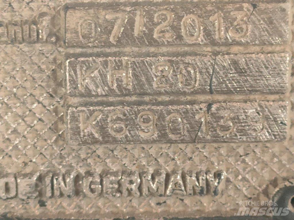 Klemm 806-3D Mini foreuse
