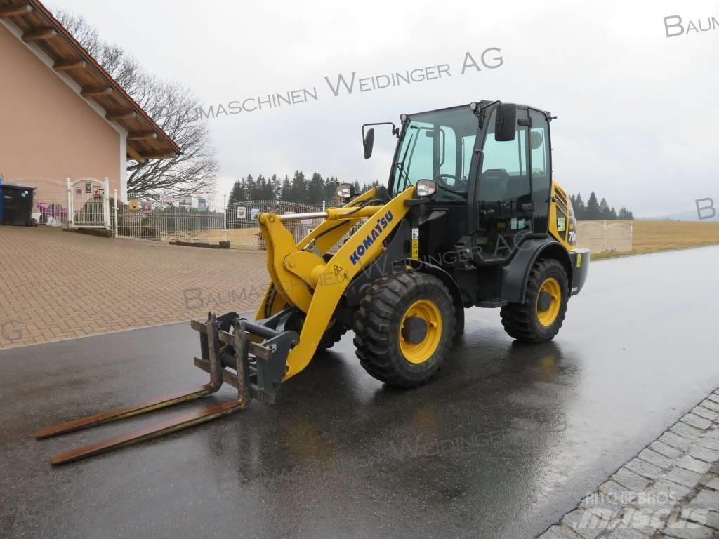 Komatsu WA 70M Chargeuse sur pneus