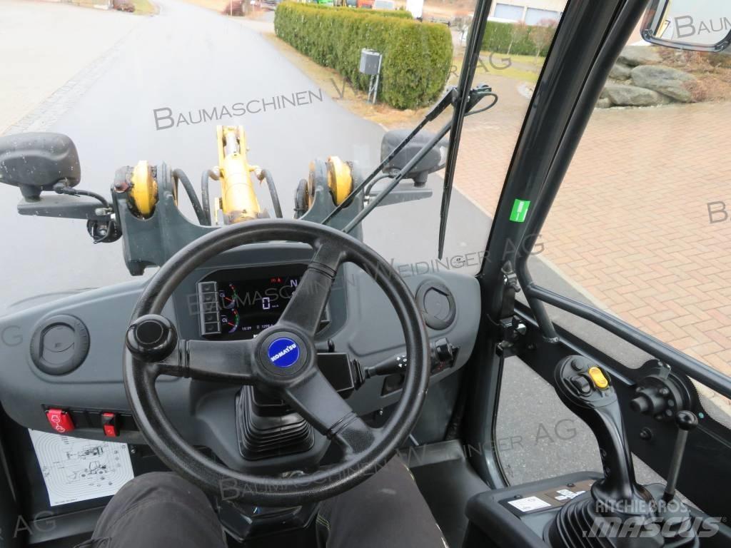 Komatsu WA 70M Chargeuse sur pneus