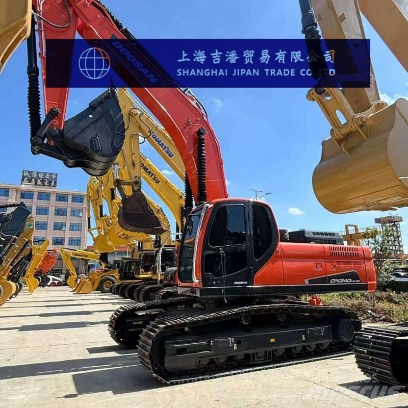 Doosan DX 340 Pelle sur chenilles