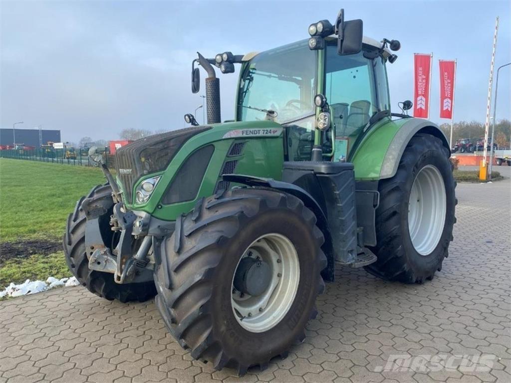 Fendt 724 PROFI Tracteur
