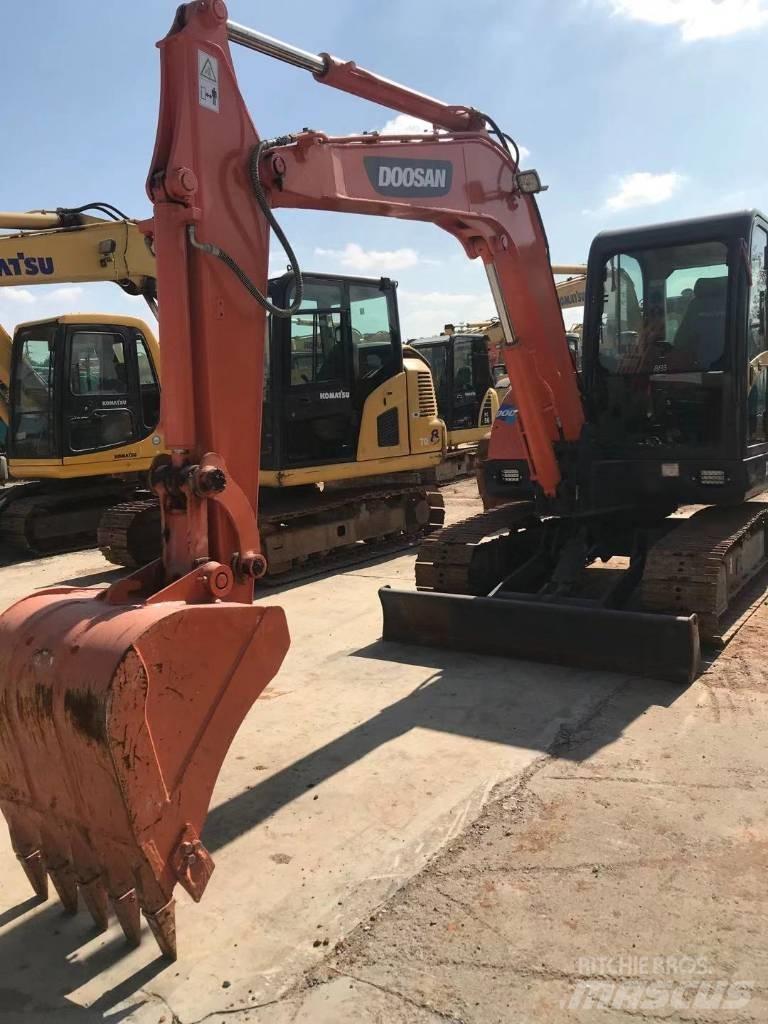 Doosan dx60 Pelle sur chenilles