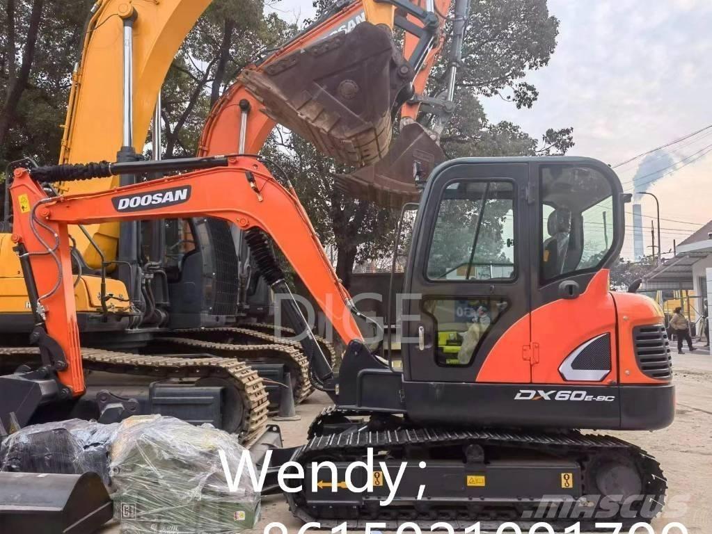 Doosan DX 60 Mini pelle < 7t