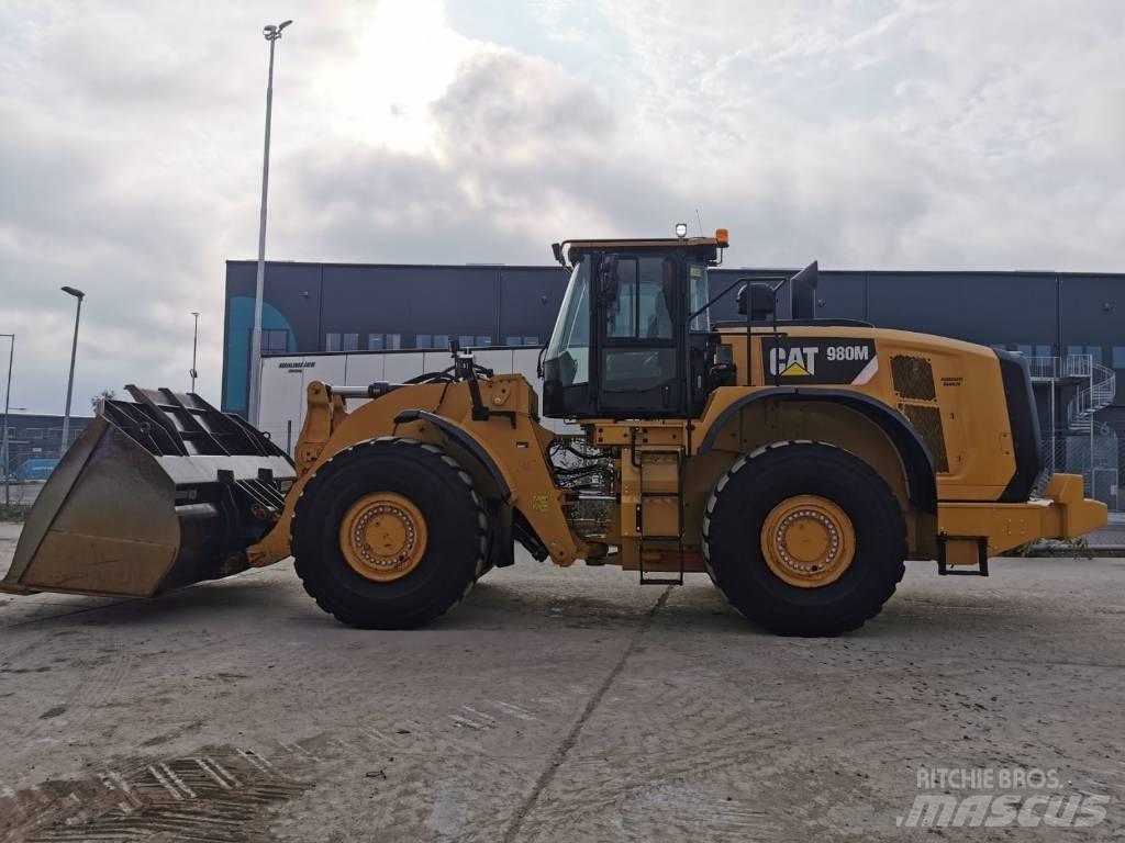 CAT 980M Chargeuse sur pneus