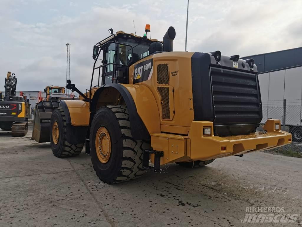 CAT 980M Chargeuse sur pneus
