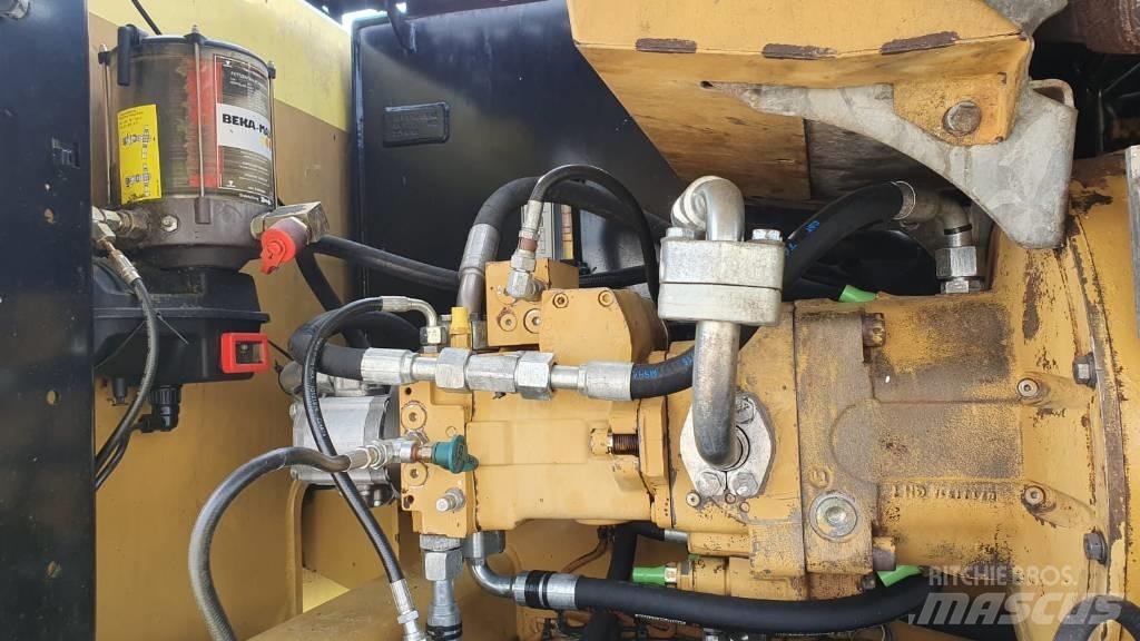 CAT M 318 D MH Pelle à déchets