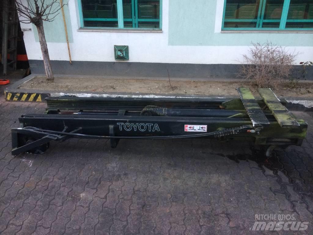 Toyota 6FD25 M-0240 Mâts