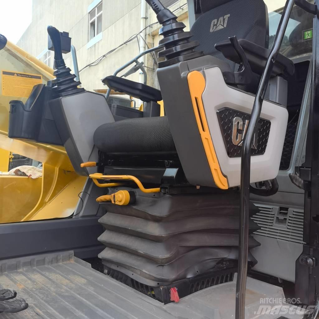 CAT 320 GC Pelle sur chenilles