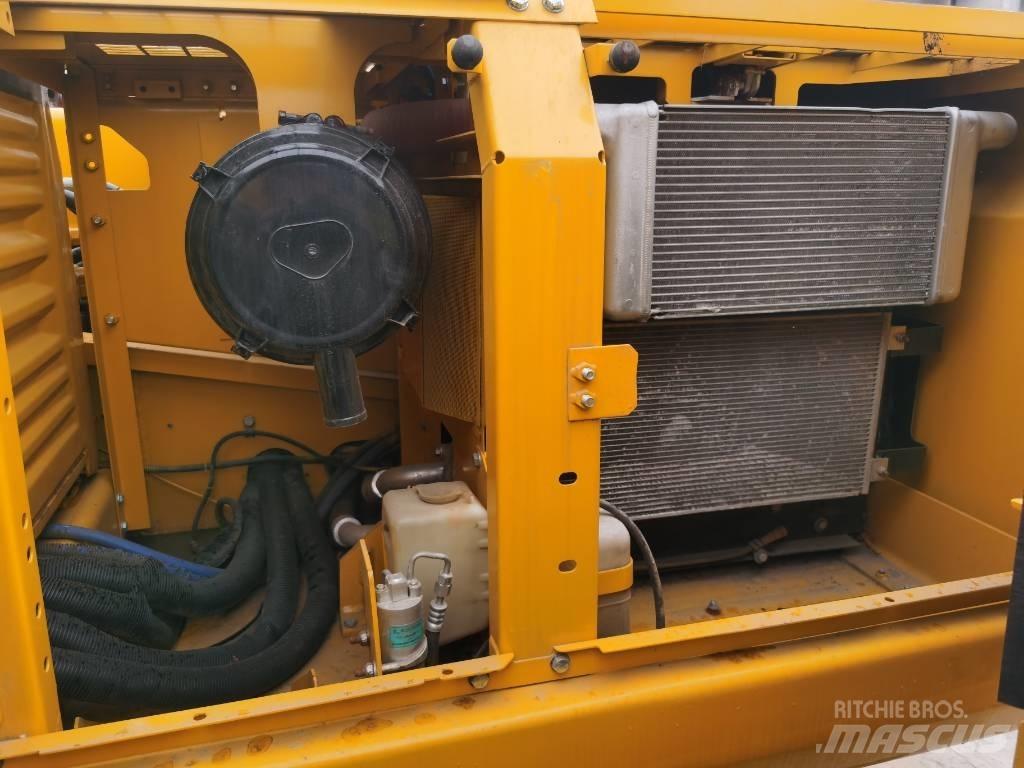 Komatsu PC 220-7 Pelle sur chenilles