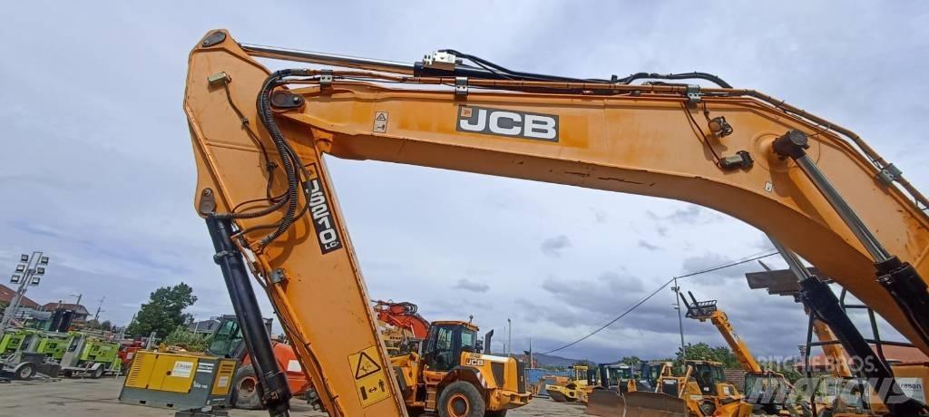 JCB JS 210 LC Pelle sur chenilles