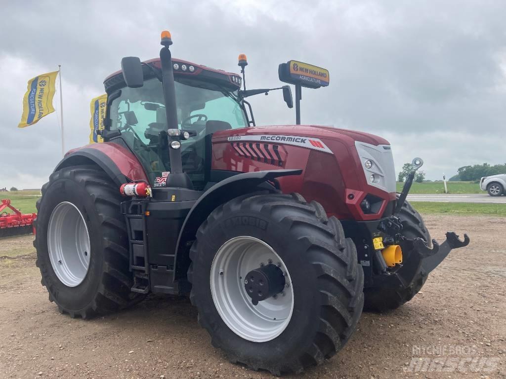 MC CORMICK X8.680 Tracteur