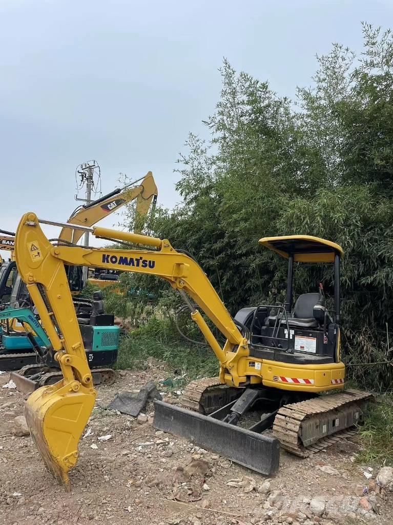 Komatsu PC35 Mini pelle < 7t