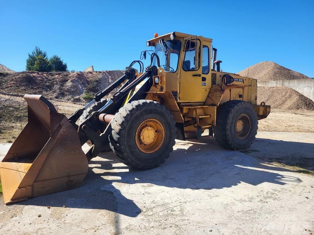  Cargadora volvo L90 Mini chargeuse