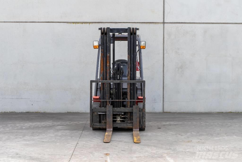 Manitou MI 25 D Chariots diesel
