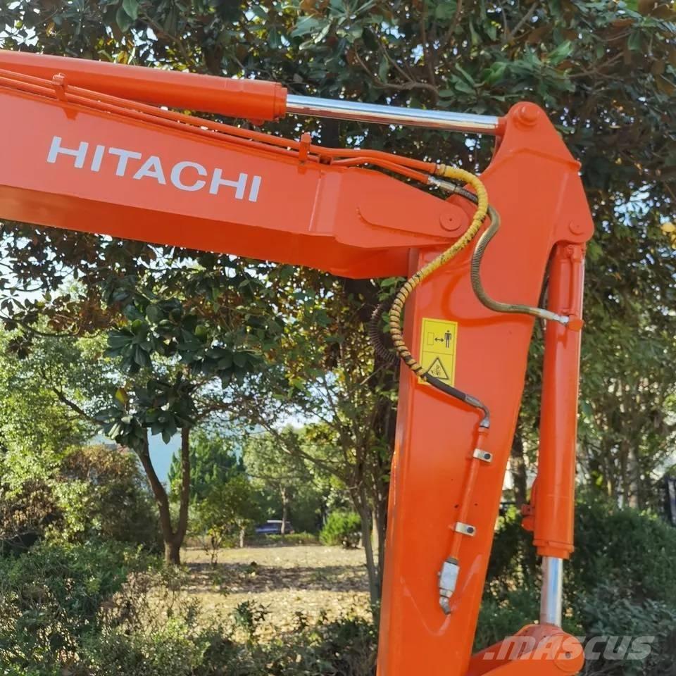 Hitachi ZX70 Mini pelle 7t-12t