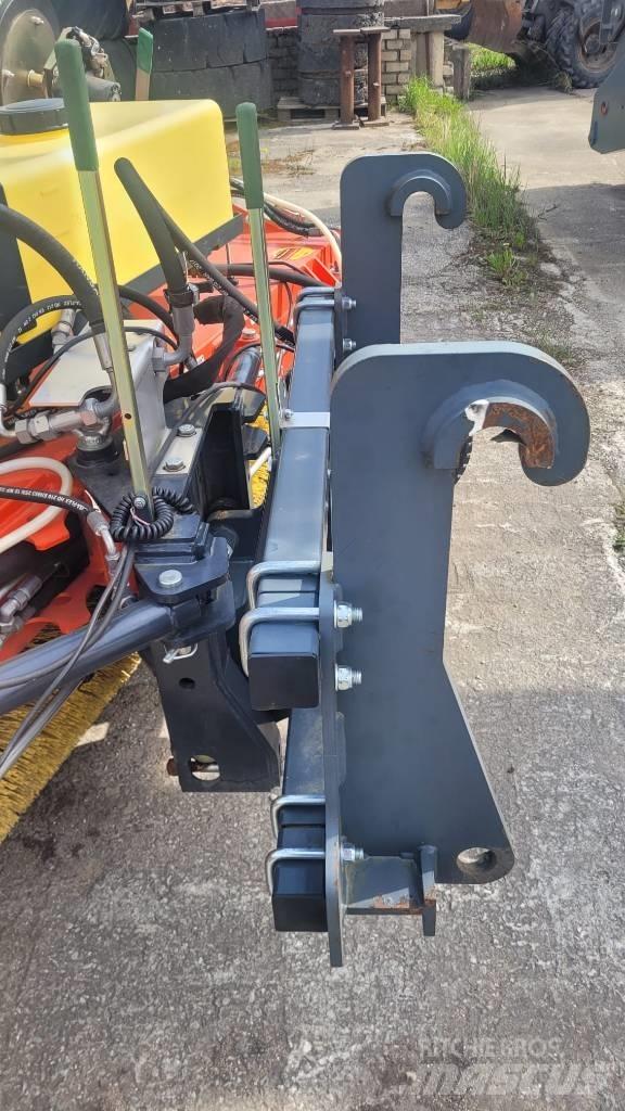 Adler K 750 Construction - Autres