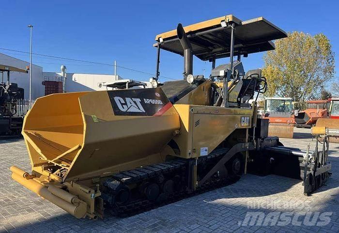 CAT AP 655D Finisseur