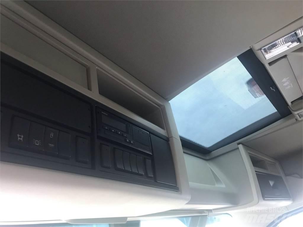 Volvo FM 420 6X2 Châssis cabine