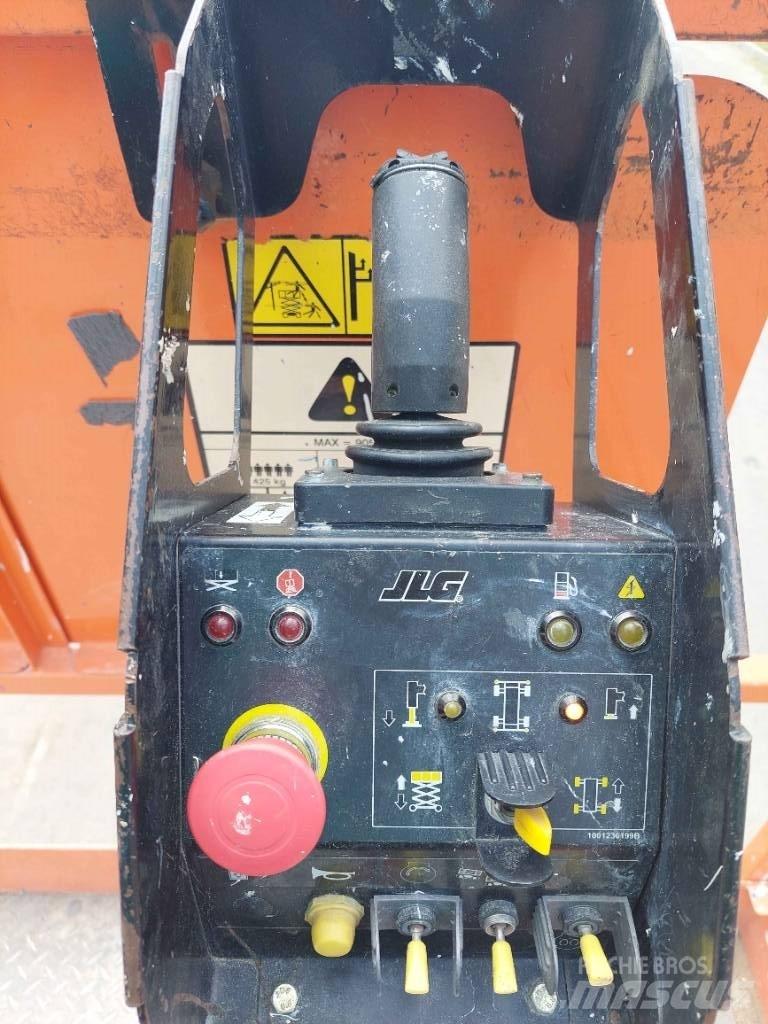 JLG 330 LRT MEGADECK Nacelle ciseaux