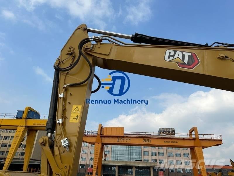 CAT 323GC Pelle sur chenilles