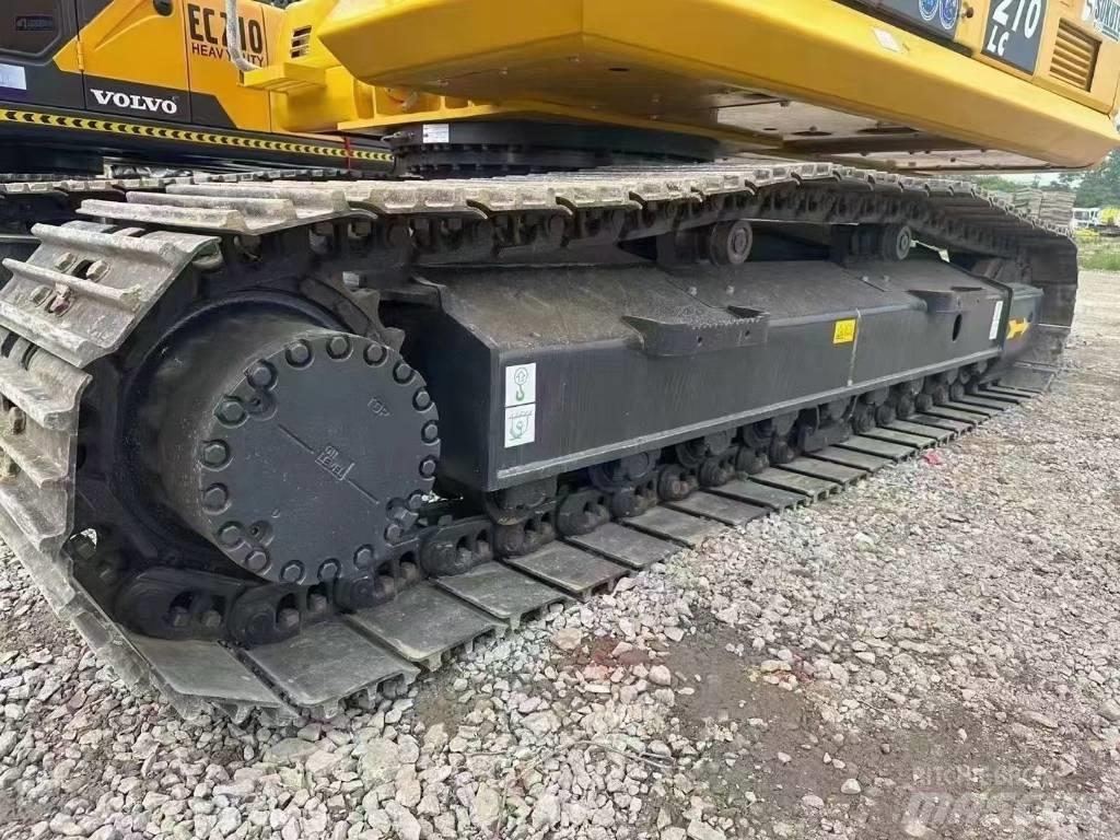 Komatsu 210-8 Pelle sur chenilles