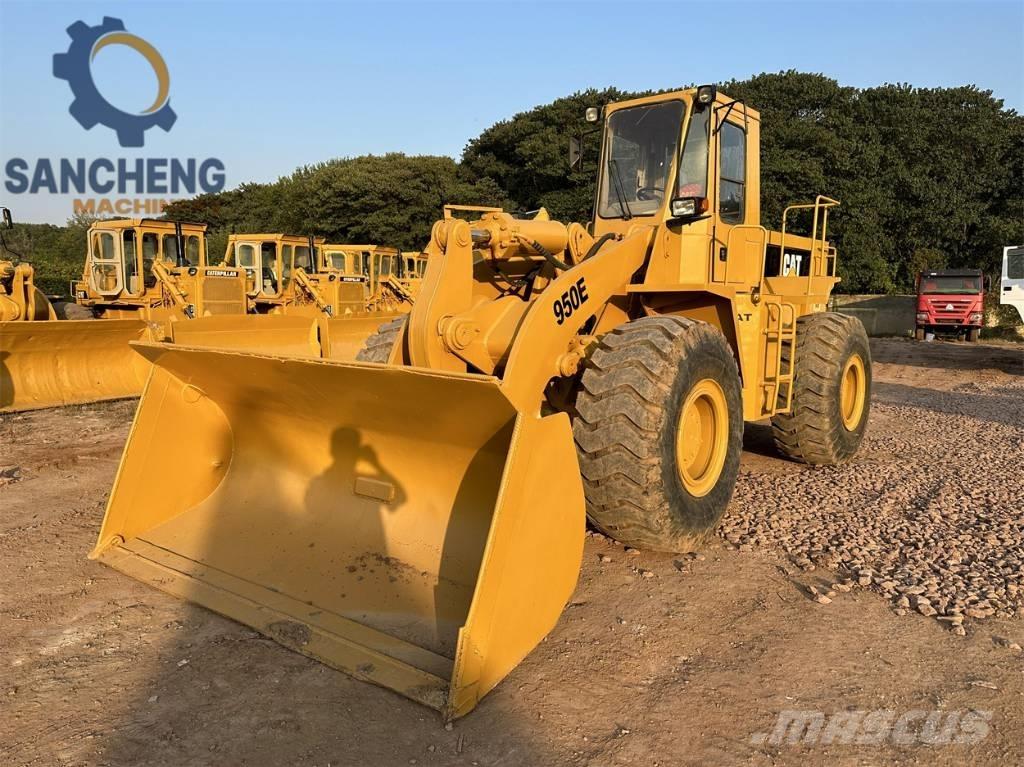 CAT 950 E Chargeuse sur pneus