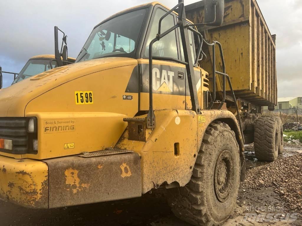 CAT 730 Tombereau articulé