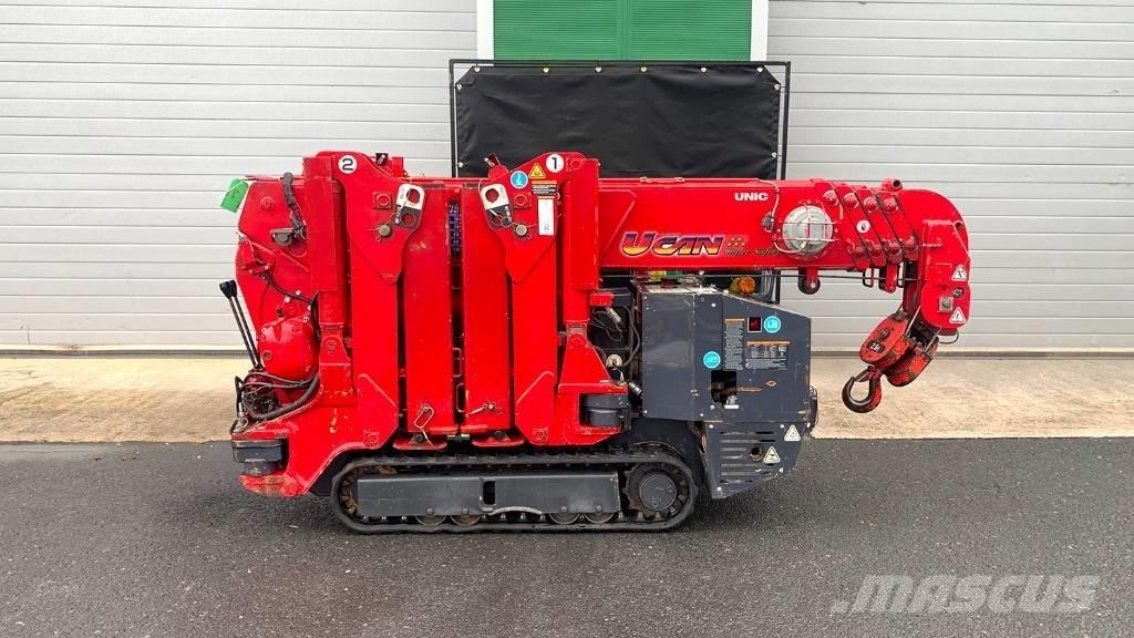 Unic URW 295 Mini grue