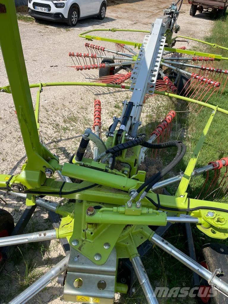 CLAAS Liner 700 Andaineur