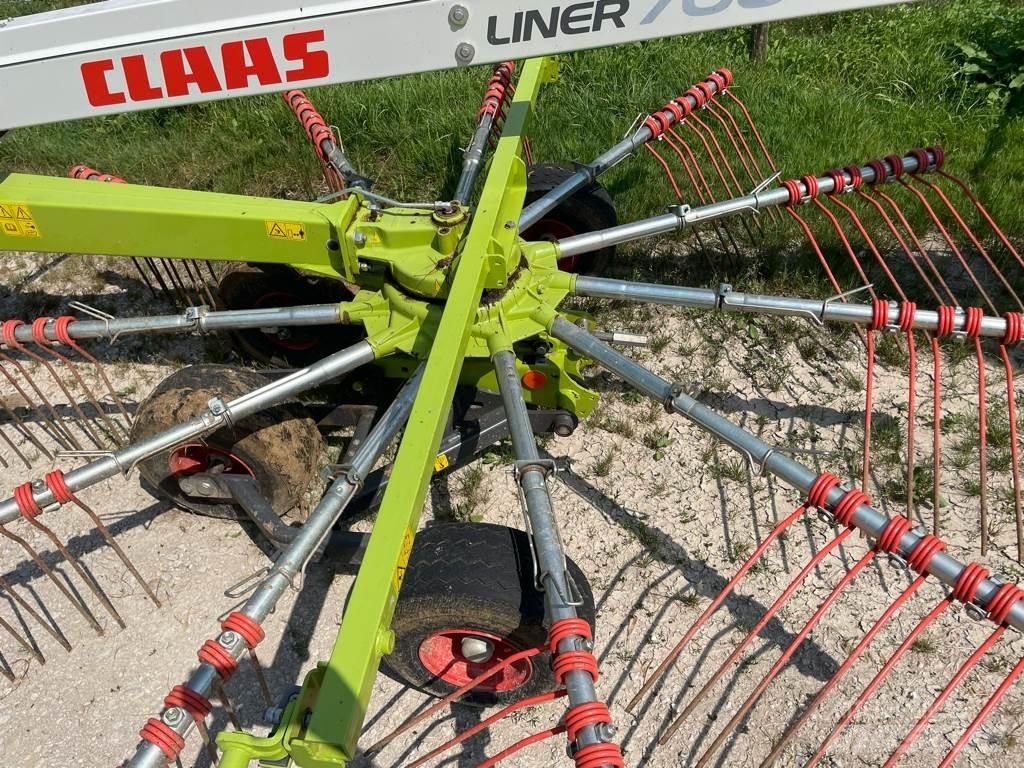 CLAAS Liner 700 Andaineur