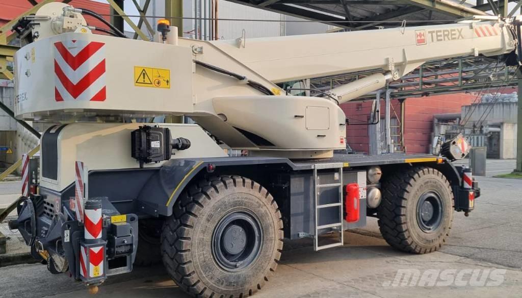 Terex RT 1070 Grues mobiles