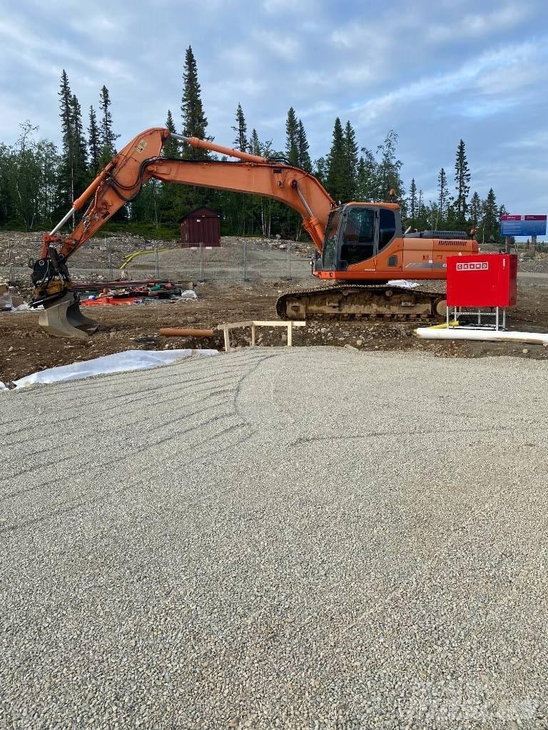 Doosan DX 255 Pelle sur chenilles