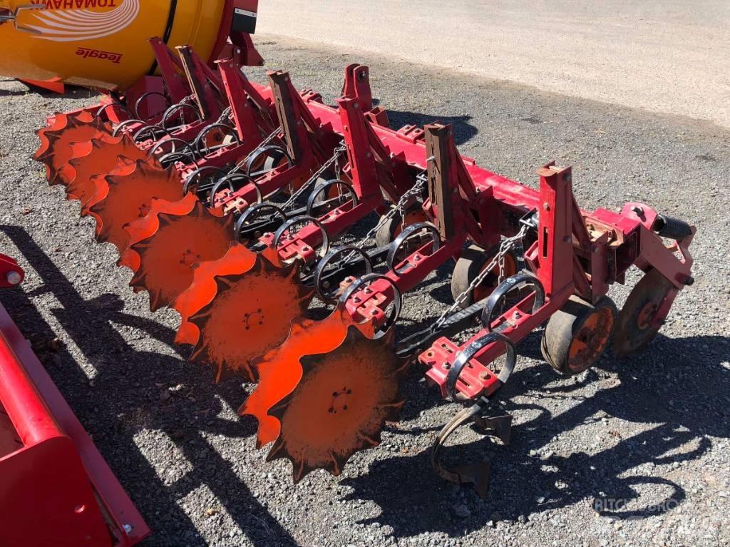 Kongskilde VBT 3.M Décompacteur, sarcleur