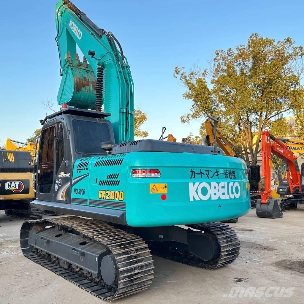 Kobelco SK 200 Pelle sur chenilles