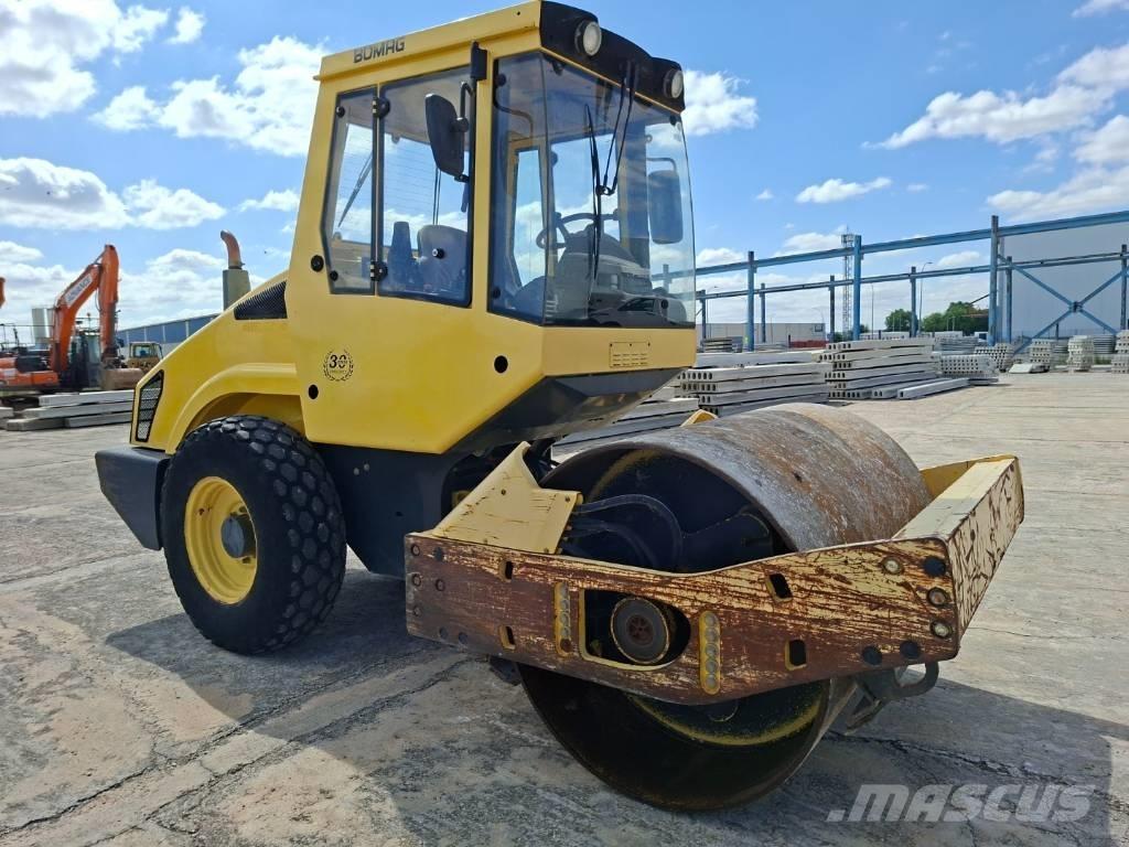 Bomag BW 177 D H-4 Rouleaux monocylindre