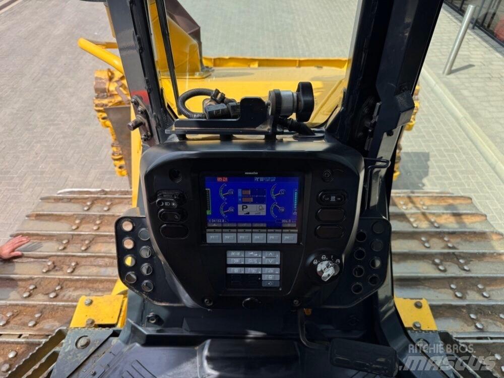 Komatsu D61PXi-24EO Bouteurs sur chenilles