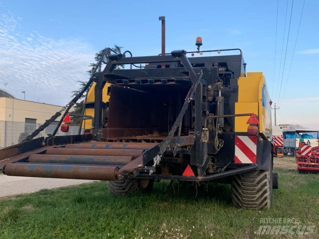 New Holland BB 960 A Presse cubique