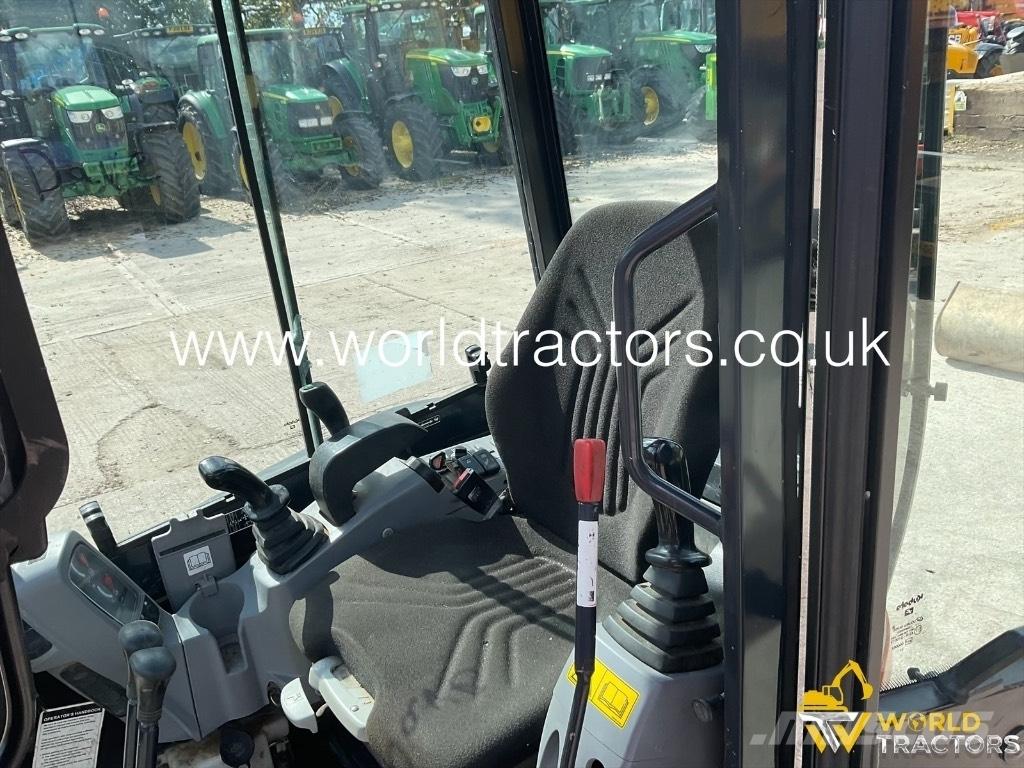 Kubota U 27-4 Mini pelle < 7t