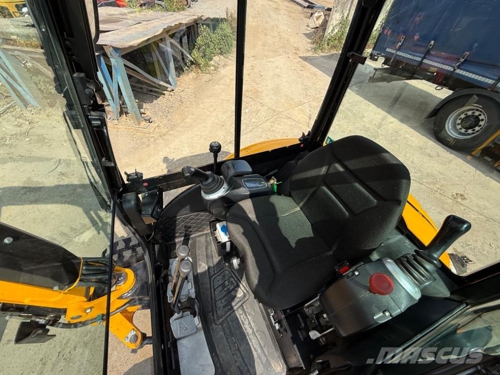 JCB 8026 CTS Mini pelle < 7t