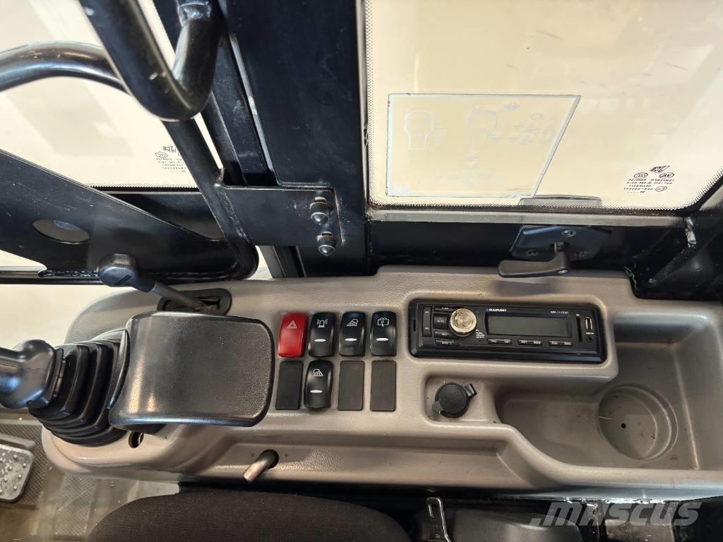 JCB 403 Chargeuse multifonction