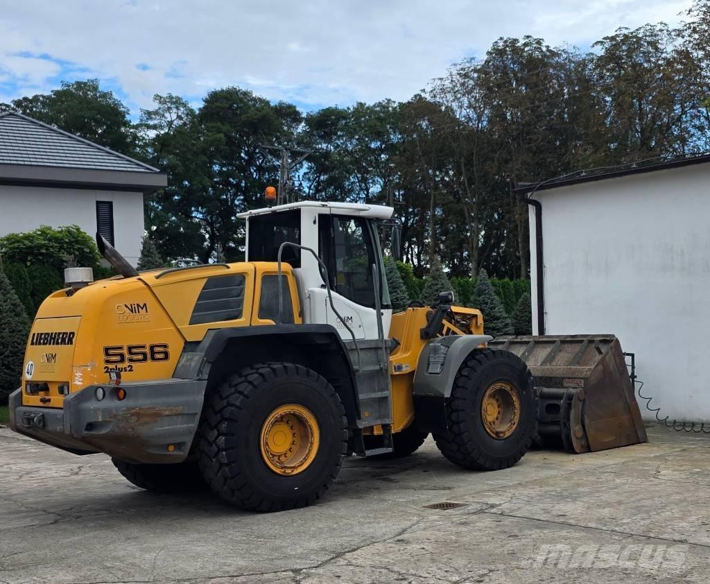 Liebherr L 556 Chargeuse sur pneus