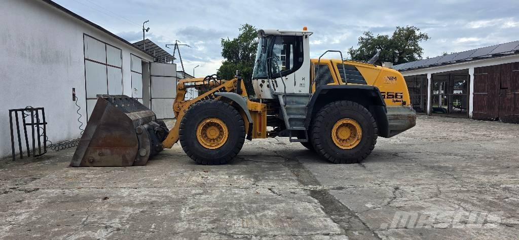 Liebherr L 556 Chargeuse sur pneus