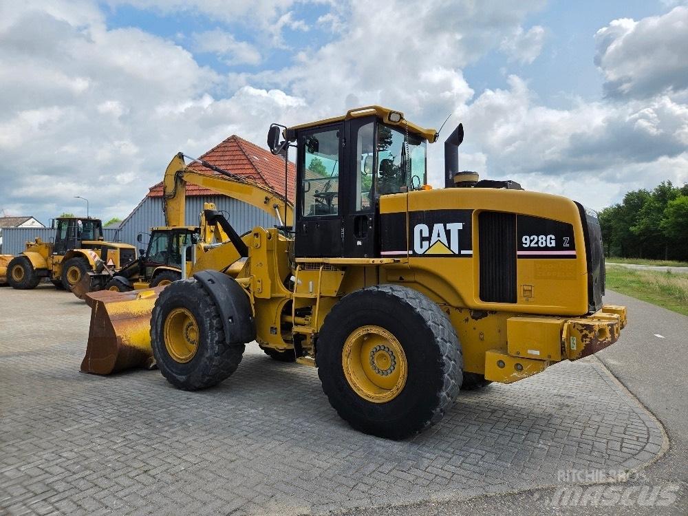 CAT 928G Chargeuse sur pneus