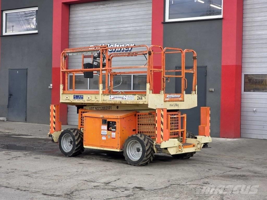 JLG 260 MRT Nacelle ciseaux