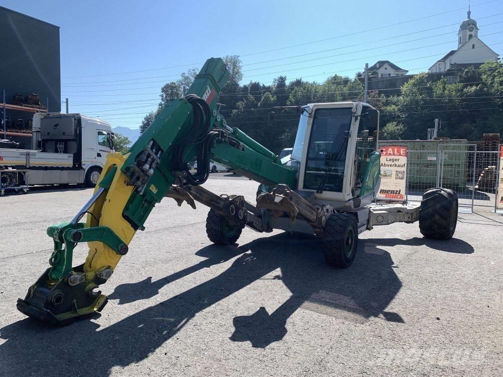 Menzi Muck M325 Pelle sur pneus