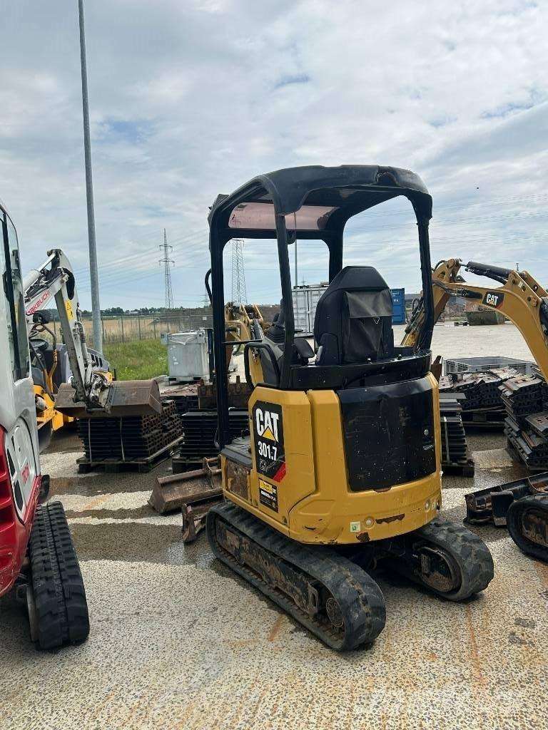 CAT 301.7 Mini pelle < 7t