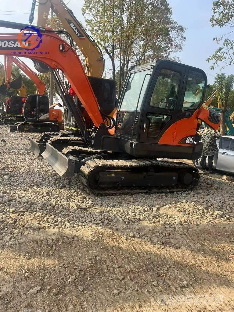 Doosan DX 60 Mini pelle < 7t